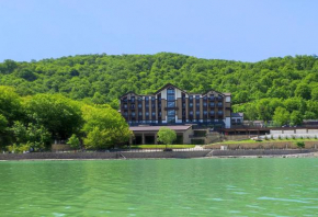 Macara Lake Park